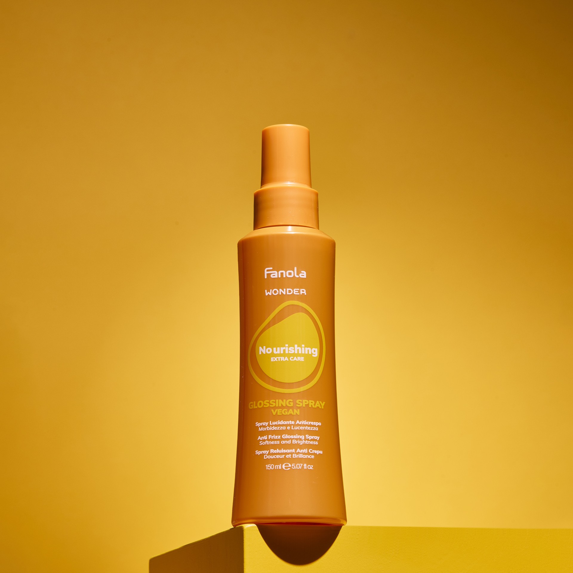 Wonder Nourishing glossing spray 2
