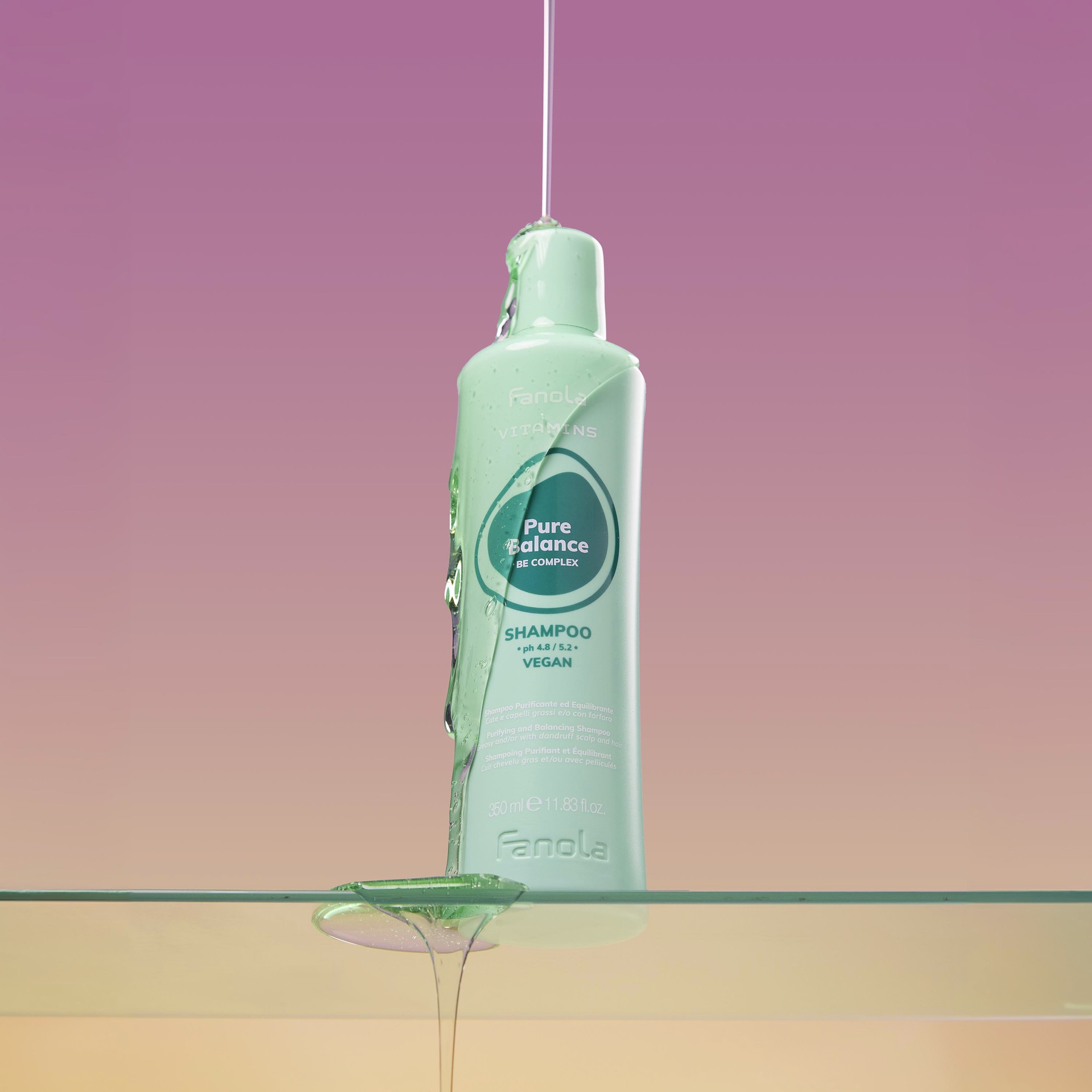 Vitamins Pure Balance shampoo 3