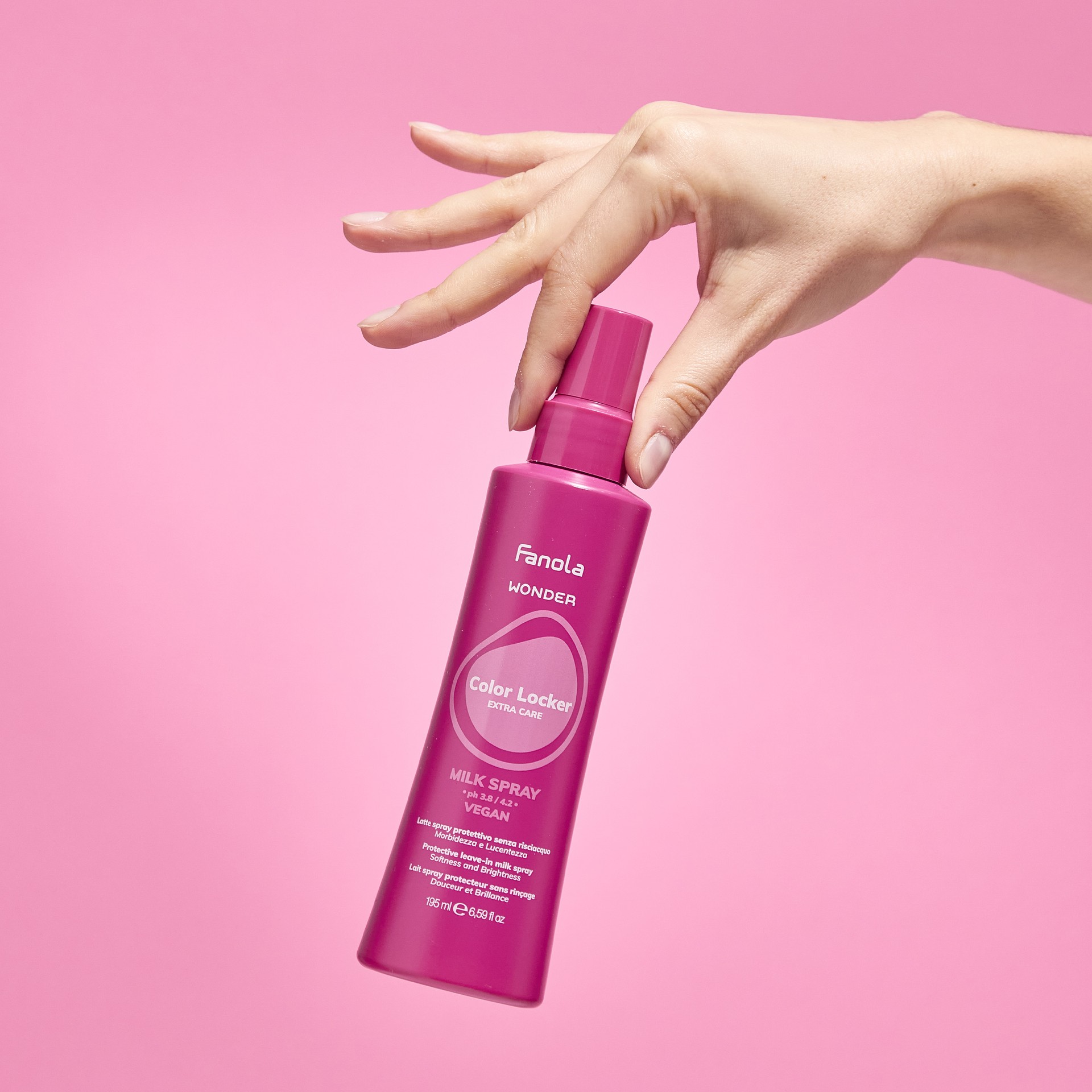 Wonder Color Locker milk spray 3