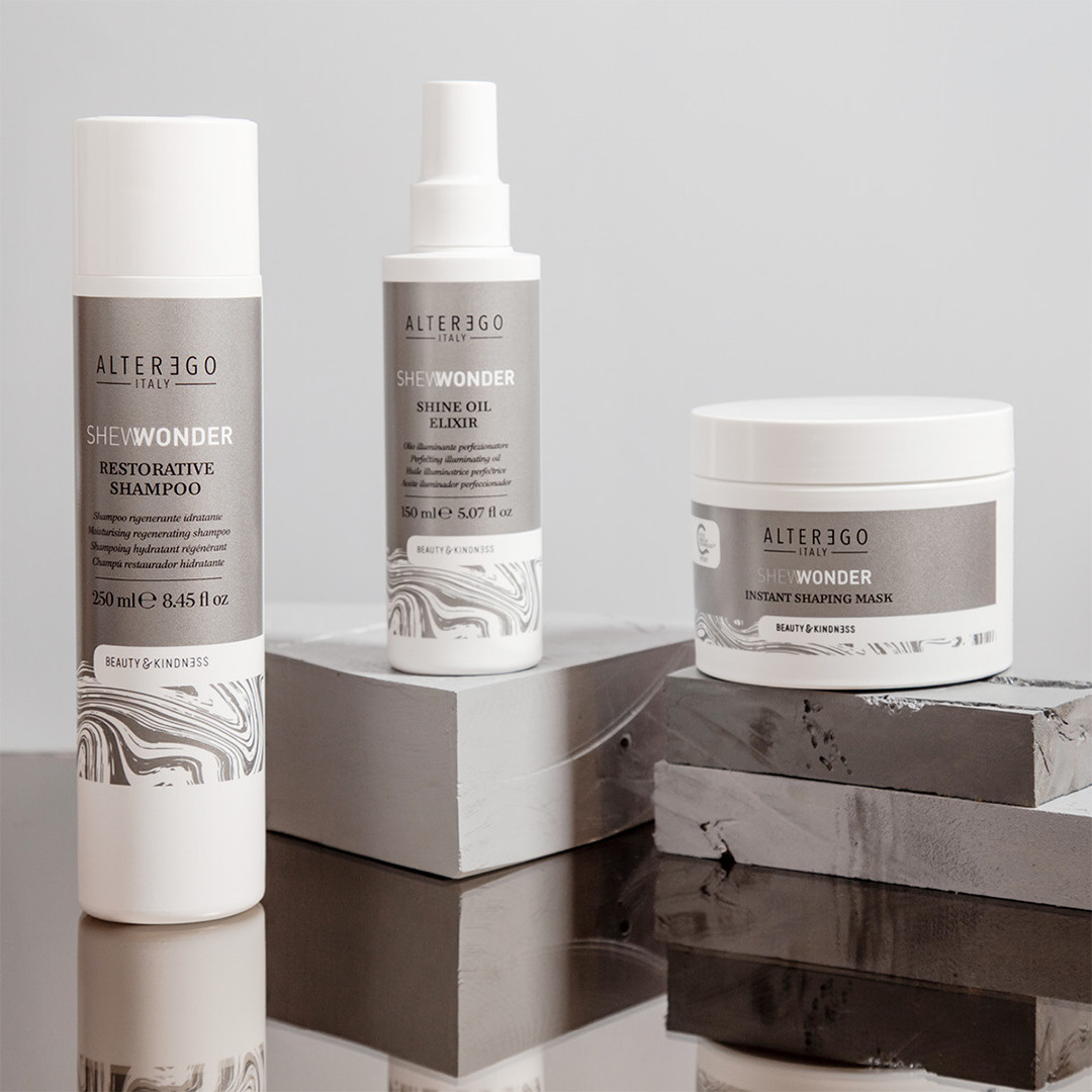 She wonder restorative shampoo 1